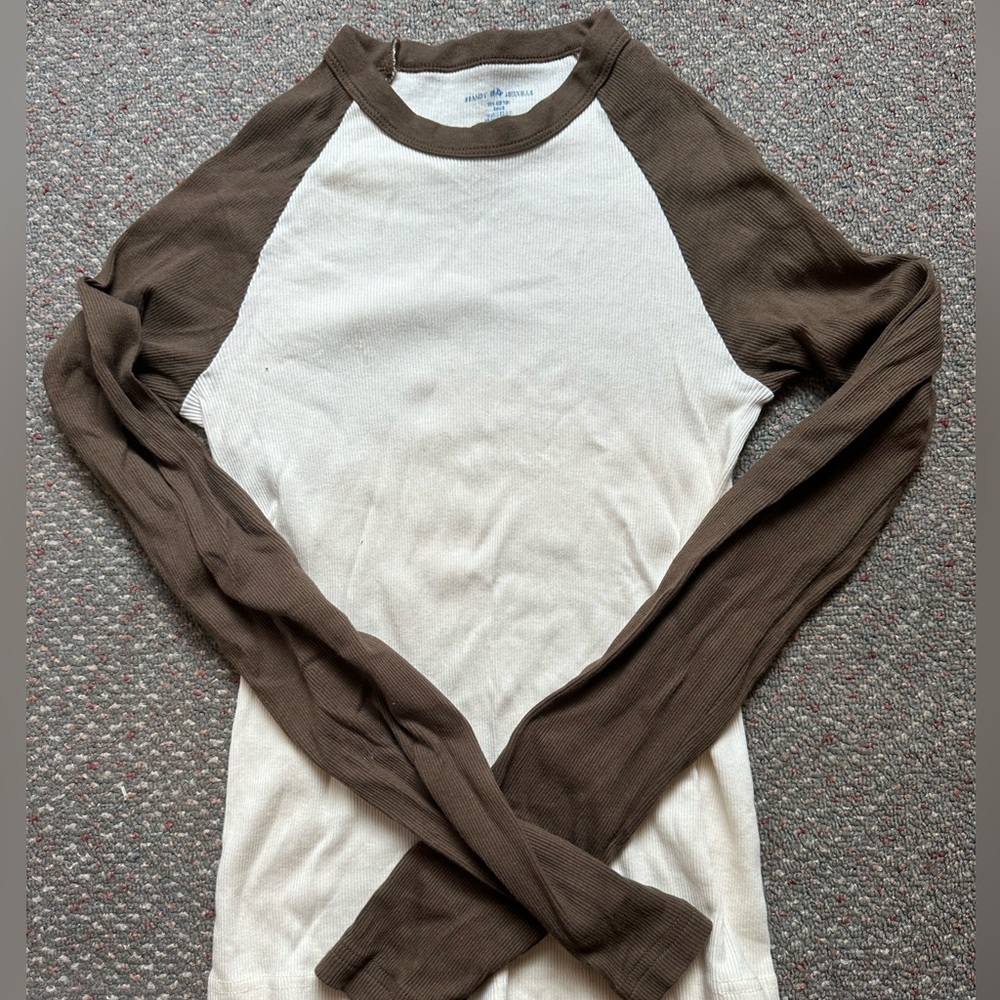 brandy melville long sleeve